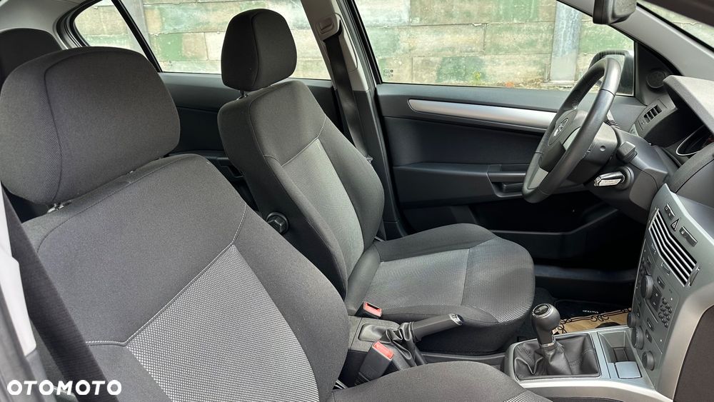 Opel Astra 1.6 Edition - 28