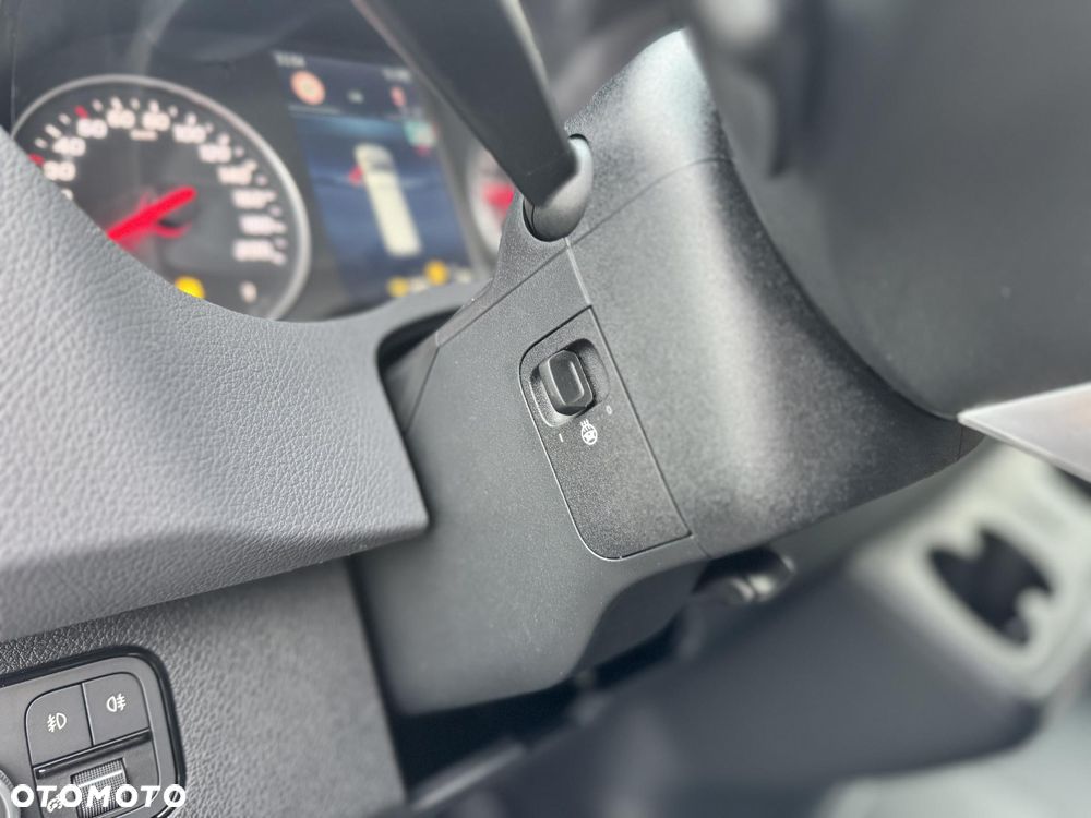 Mercedes-Benz Sprinter - 10