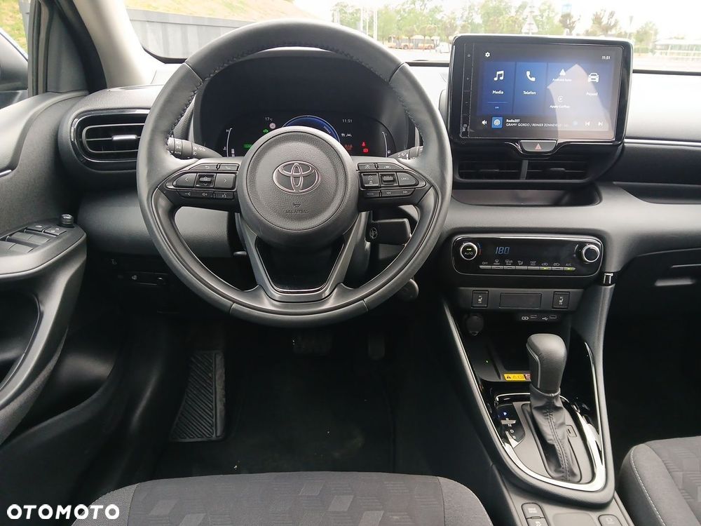 Toyota Yaris Hybrid 1.5 Style - 25
