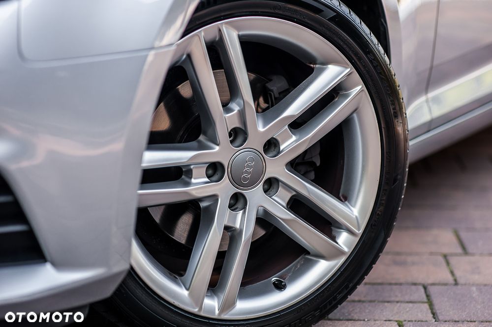 Audi A4 Avant 2.0 TDI design - 11