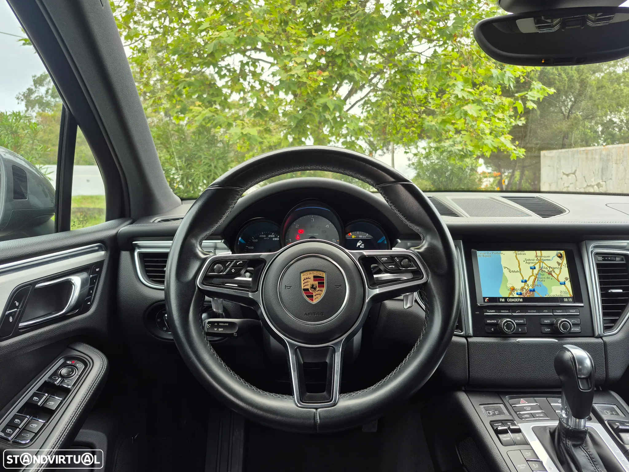 Porsche Macan S - 16