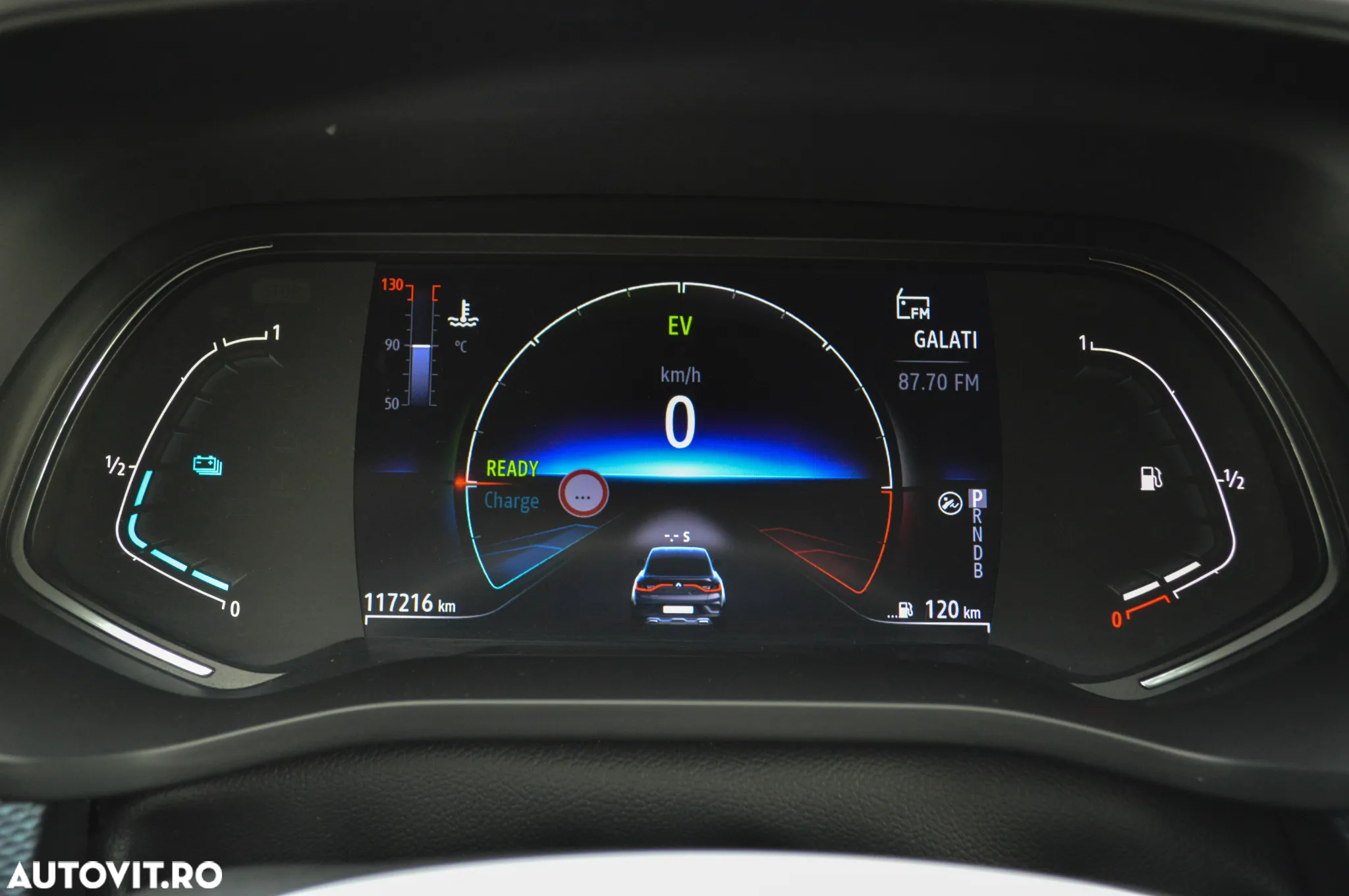 Renault Arkana E-TECH 145 Evolution - 9