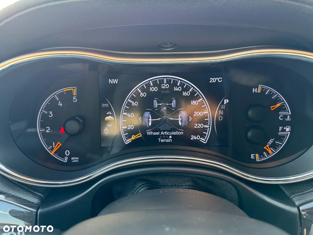 Jeep Grand Cherokee 3.0 CRD Overland Summit - 32