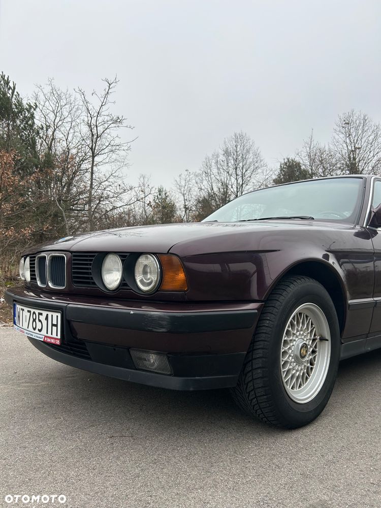BMW Seria 5 525i - 11