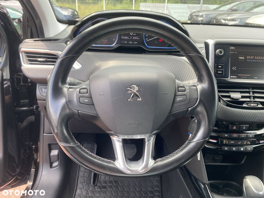 Peugeot 2008 - 15