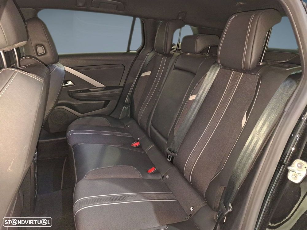 Opel Astra 1.2 T Hybrid GS eDCT - 12