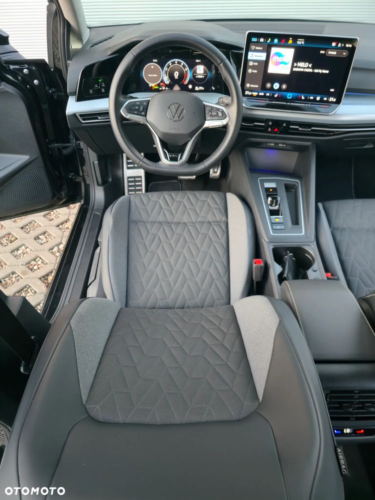 Volkswagen Golf Variant 1.5 eTSI OPF DSG Move - 25