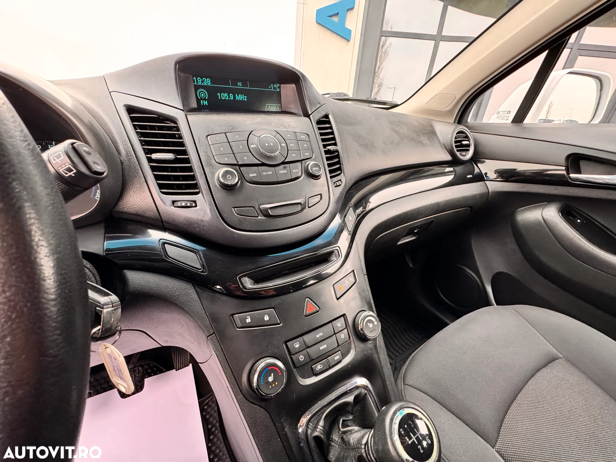 Chevrolet Orlando 2.0 LTZ - 29