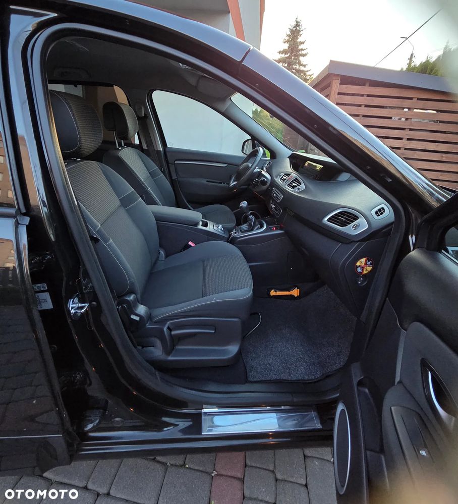 Renault Scenic 1.6 16V 110 Dynamique - 21