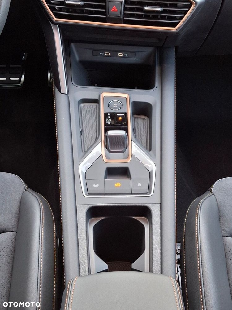 Cupra Leon 1.5 eTSI DSG - 29