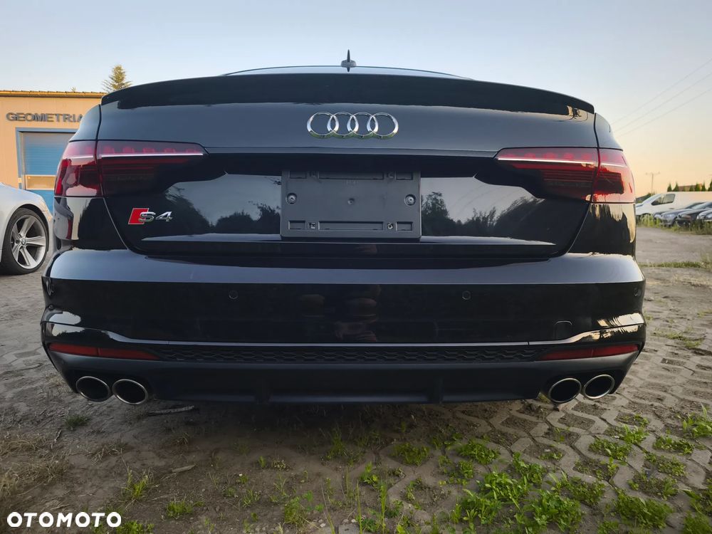 Audi S4 Limousine - 7