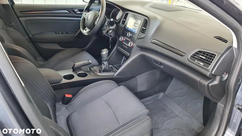 Renault Megane 1.2 Energy TCe Life - 15