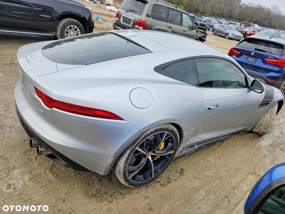 Jaguar F-Type AWD R - 4