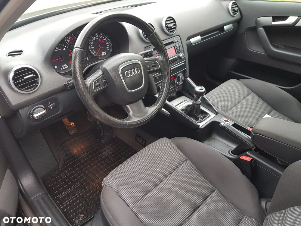 Audi A3 Sportback - 15
