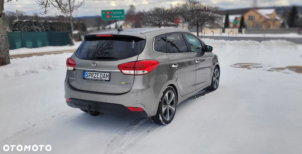 Kia Carens 1.7 CRDi 136 Fifa World Cup Edition - 4