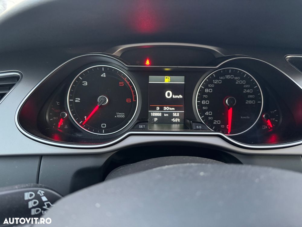 Audi A4 Avant 2.0 TDI quattro Stronic - 10