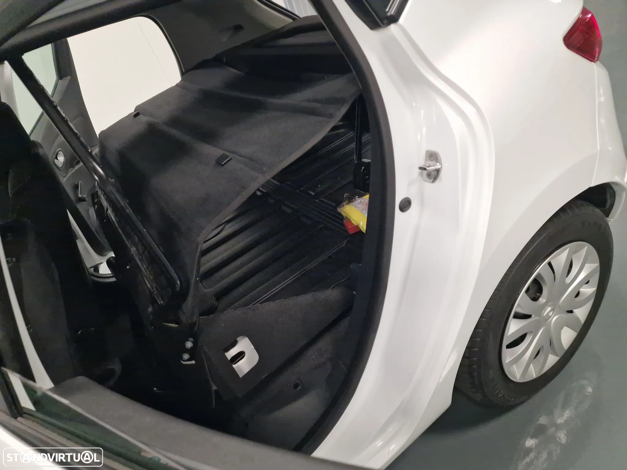 Renault CLIO SOCIETE 1.5 DCI ZEN IVA DEDUTIVEL - 34