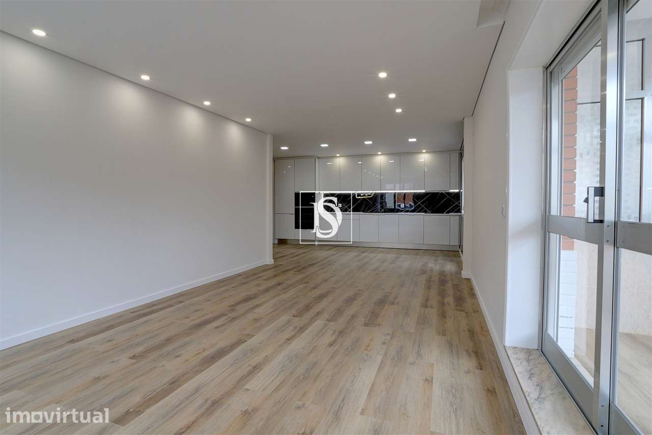 Apartamento T4+1 Venda em Póvoa de Varzim, Beiriz e Argivai,Póvoa de V - Grande imagem: 4/26