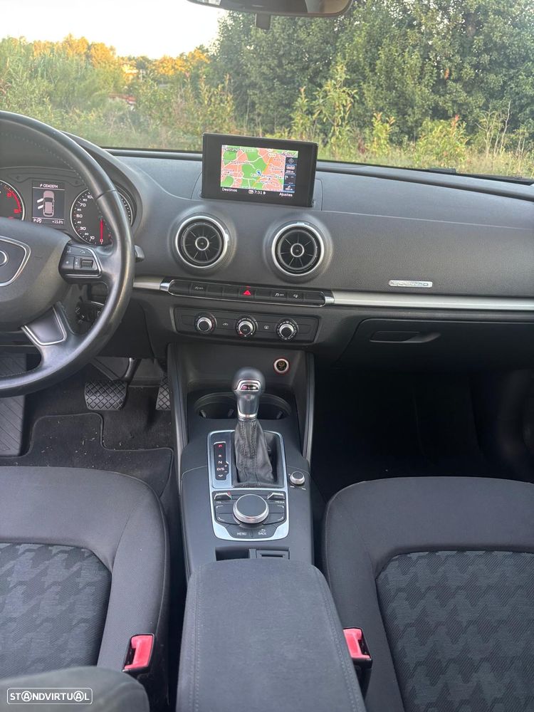 Audi A3 Sportback 2.0 TDI quattro S-line S tronic - 4