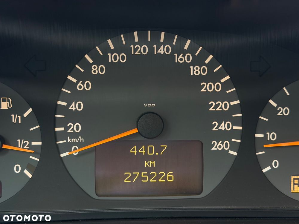 Mercedes-Benz CLK - 14