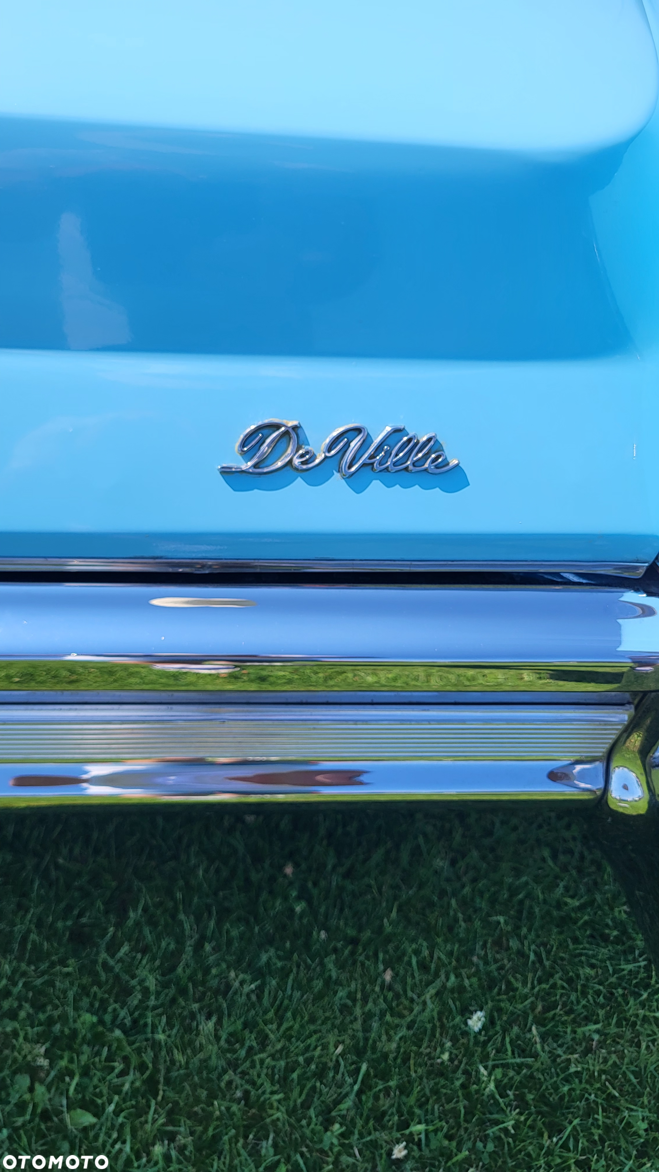 Cadillac Deville - 12