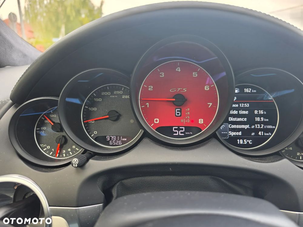 Porsche Cayenne - 11