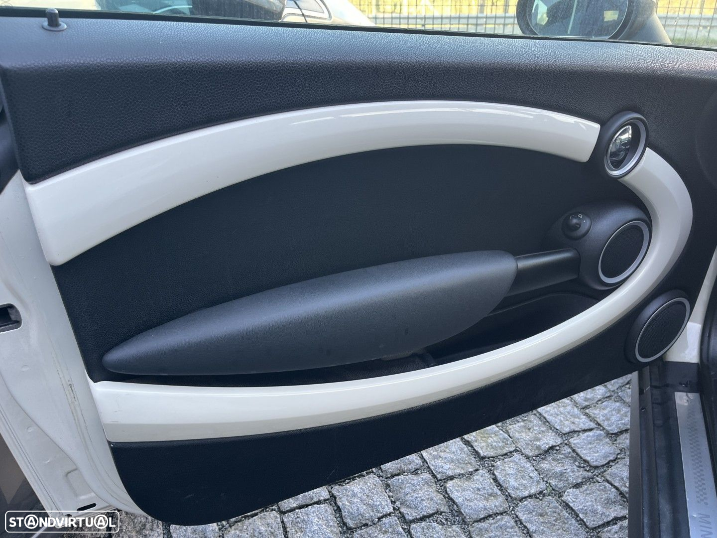 MINI Cabrio Cooper SD - 21
