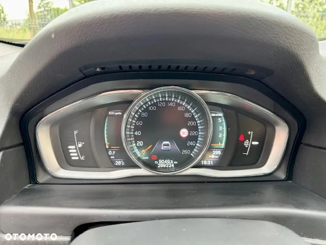 Volvo XC 70 D4 AWD Summum EU6 - 14