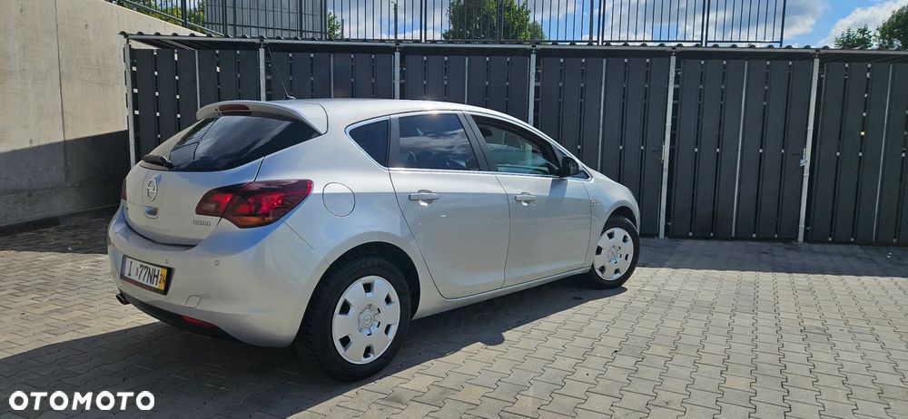 Opel Astra 2.0 CDTI DPF Innovation - 5