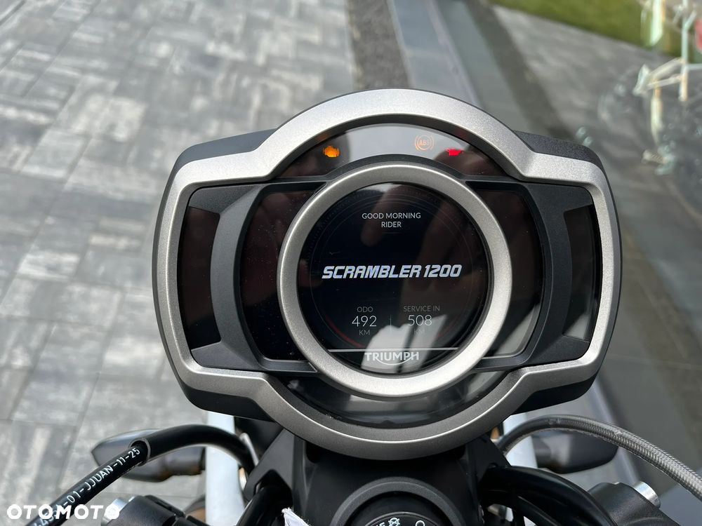 Triumph Scrambler - 9