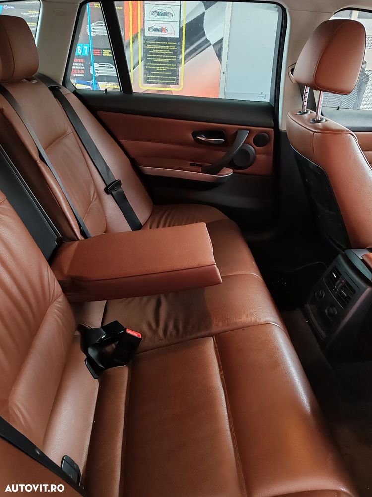 BMW Seria 3 320d DPF - 3