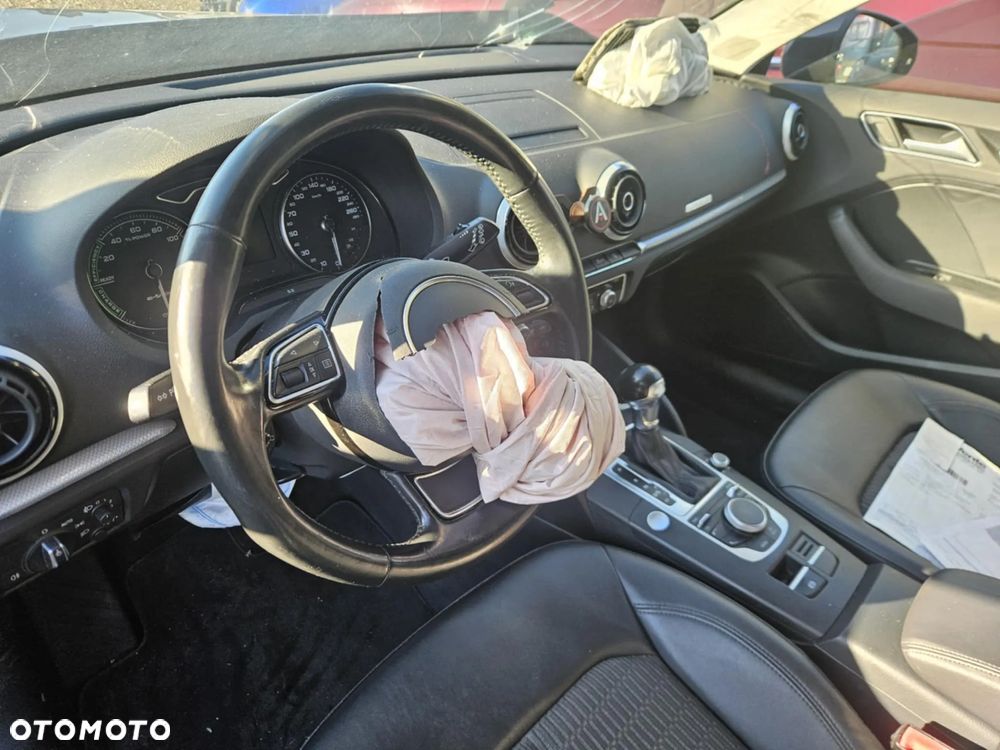 Audi A3 Sportback 1.4 TFSI e-tron Ambiente - 8