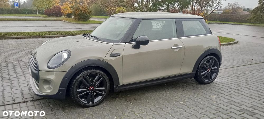 MINI ONE Essential Trim - 15