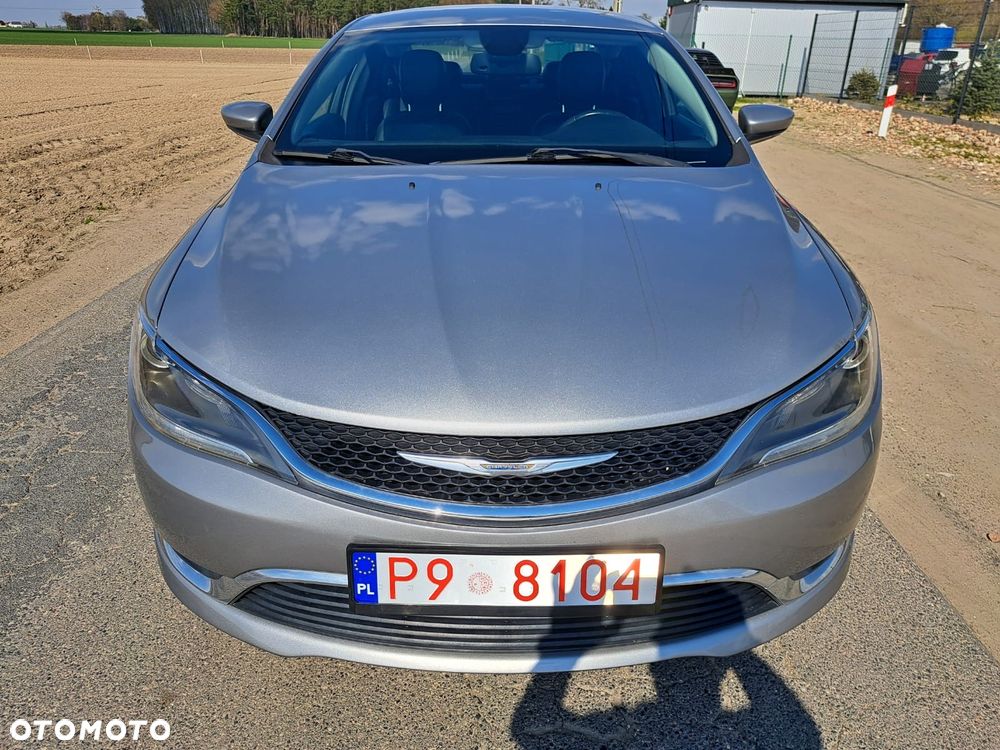 Chrysler 200 - 5