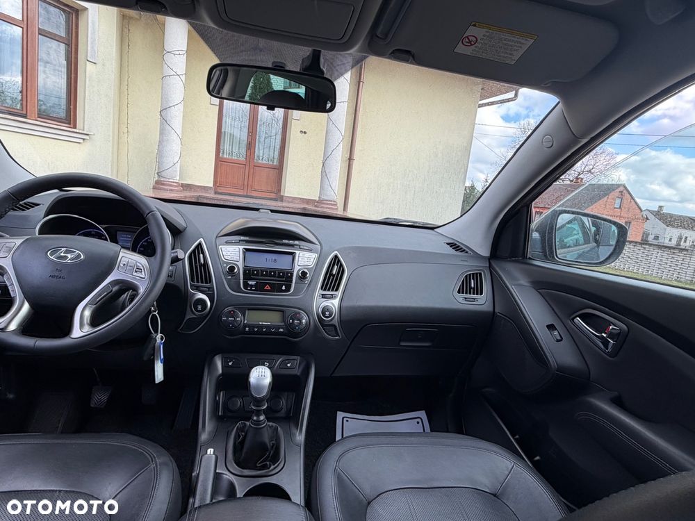 Hyundai ix35 - 11