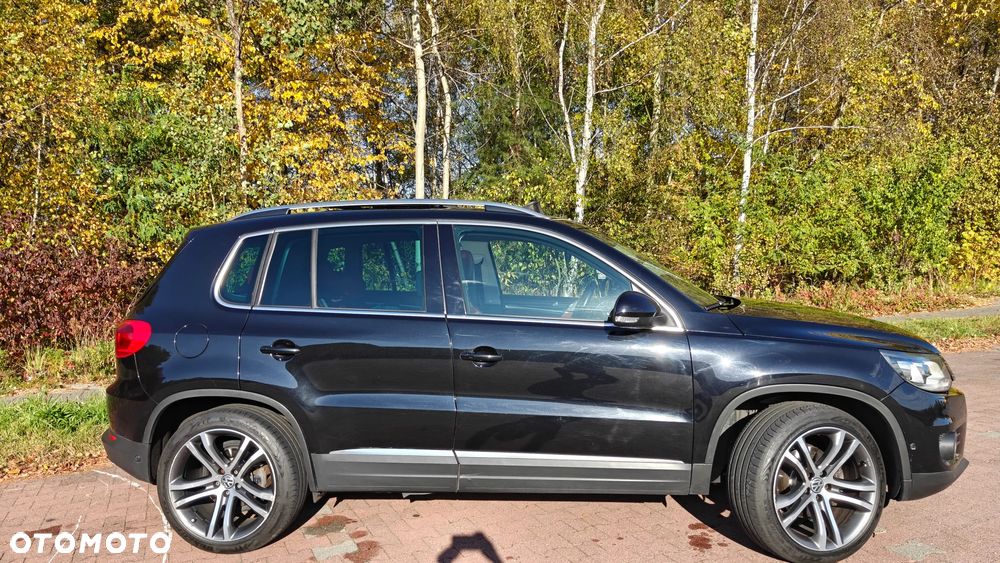 Volkswagen Tiguan 2.0 TDI DPF 4Motion BlueMotion Technology DSG Exclusive - 4