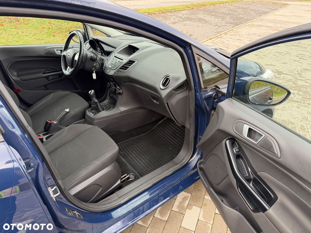 Ford Fiesta 1.0 Celebration - 12