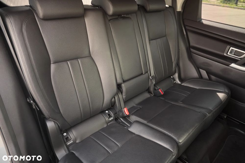 Land Rover Discovery Sport 2.0 eD4 HSE Luxury - 32