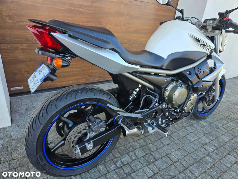 Yamaha XJ - 9