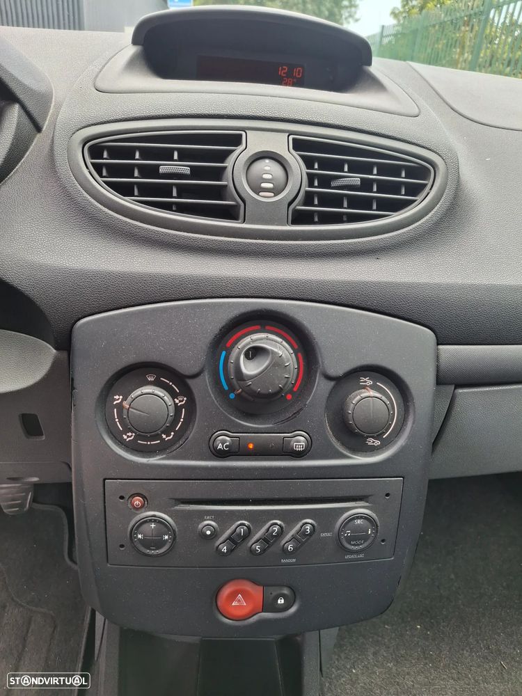 Renault Clio 1.5 dCi Confort - 10