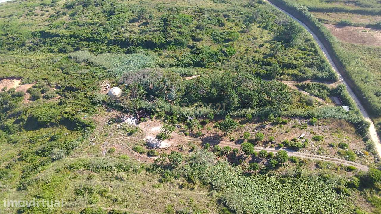 Terreno Rústico com Vista para o Mar e Infraestrutura Pronta - Grande imagem: 5/14