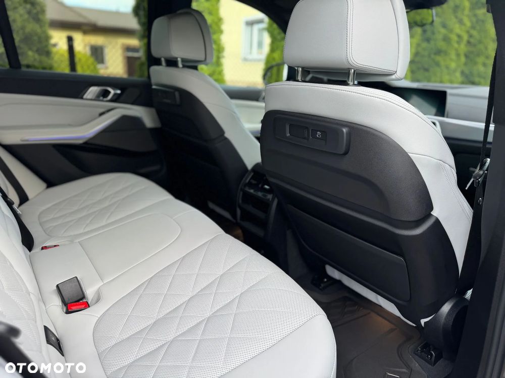 BMW X5 xDrive40i - 21