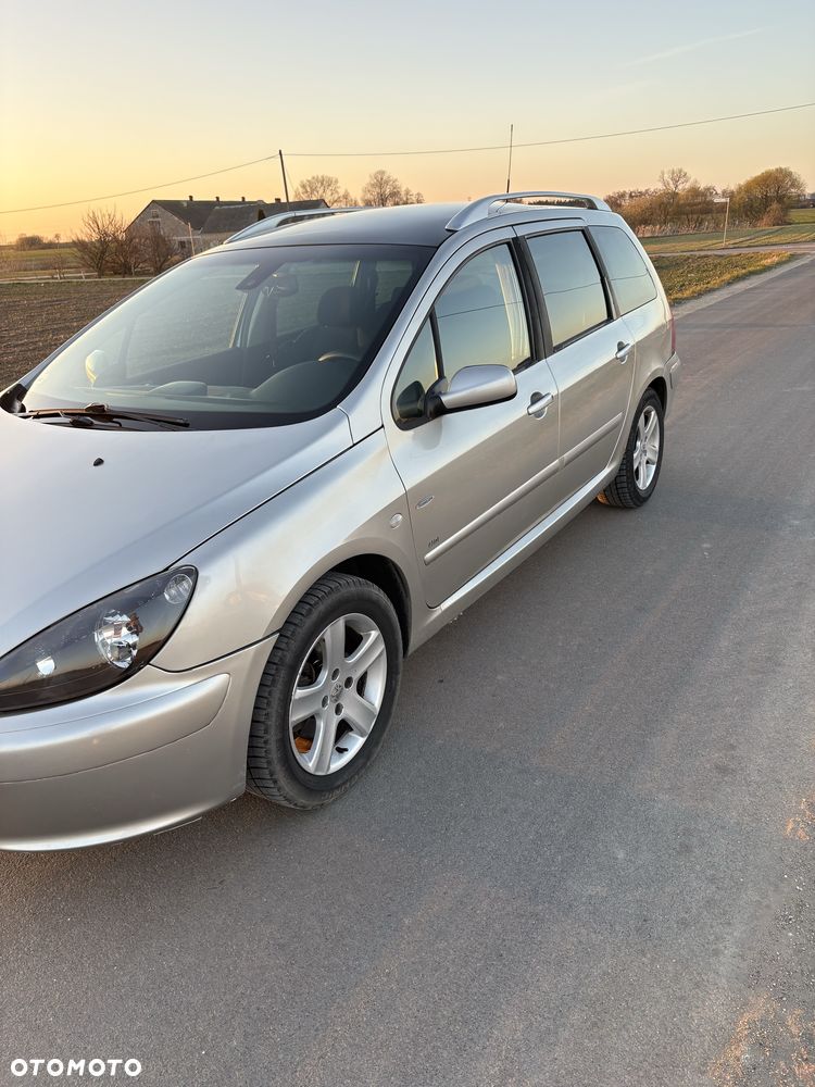 Peugeot 307 - 1