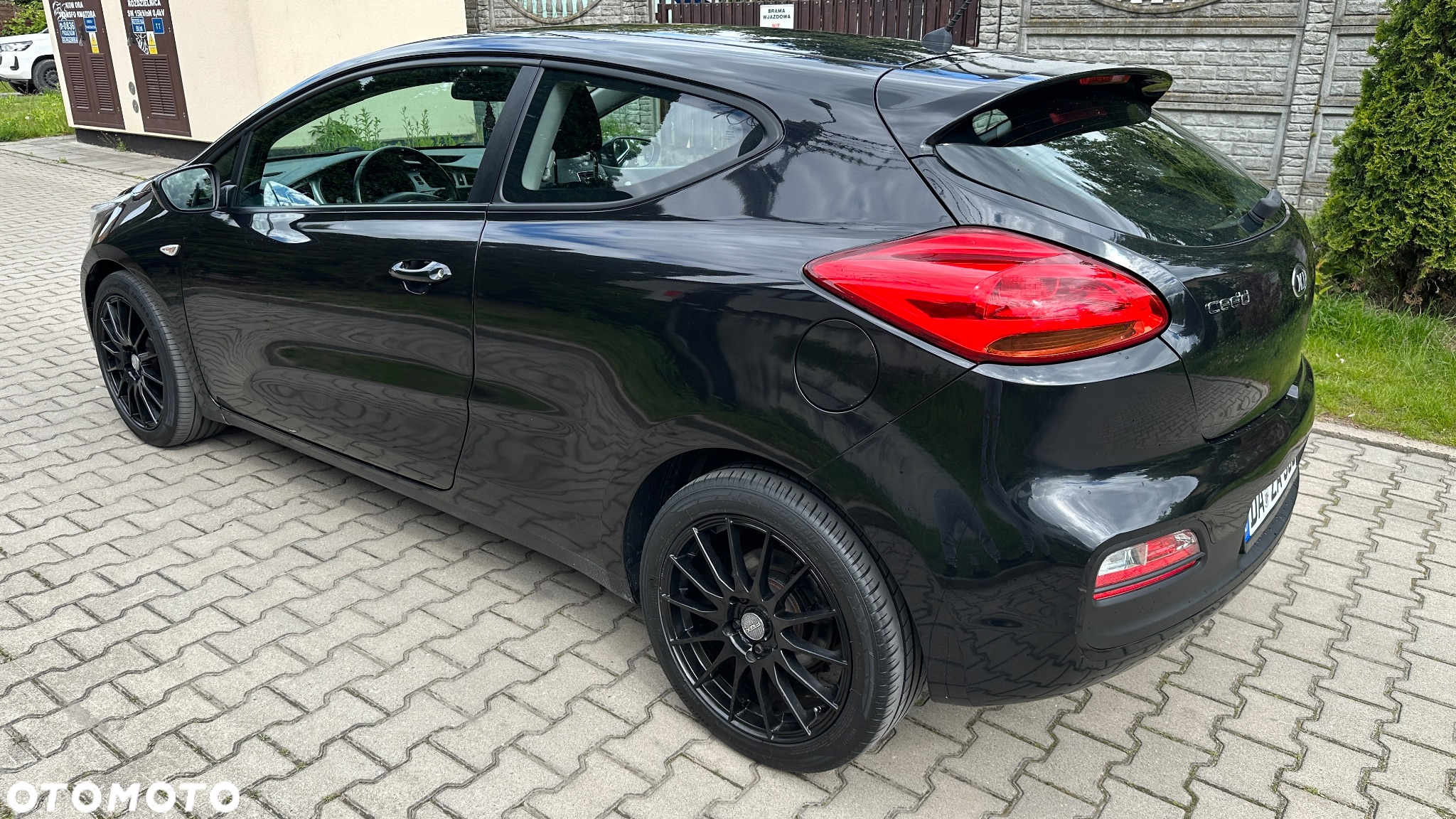 Kia ProCeed - 9