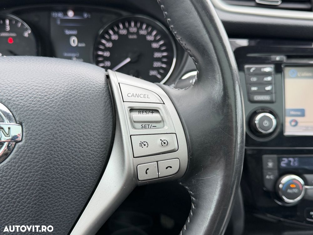 Nissan Qashqai 1.6 DCI TEKNA - 25