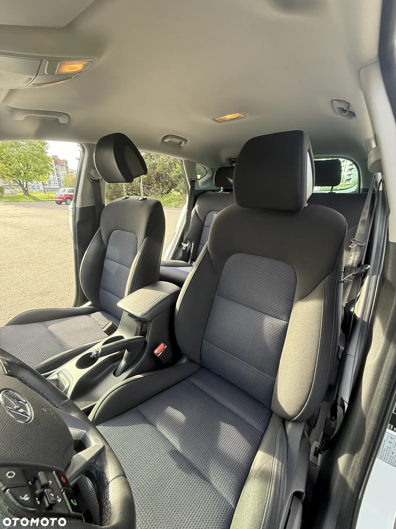 Hyundai Tucson 1.6 GDI BlueDrive Comfort 2WD - 18