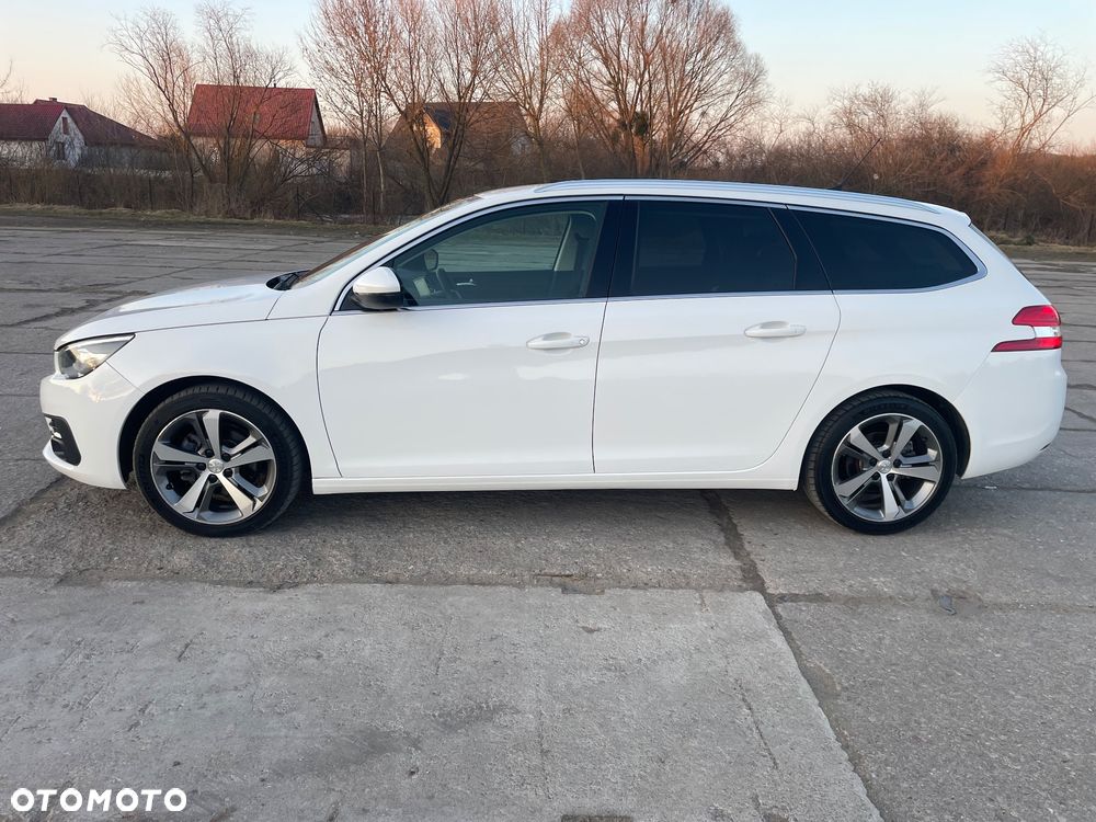 Peugeot 308 BlueHDi 130 Stop & Start Allure - 4