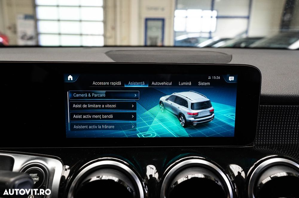 Mercedes-Benz GLB 200 d 8G-DCT Progressive - 20