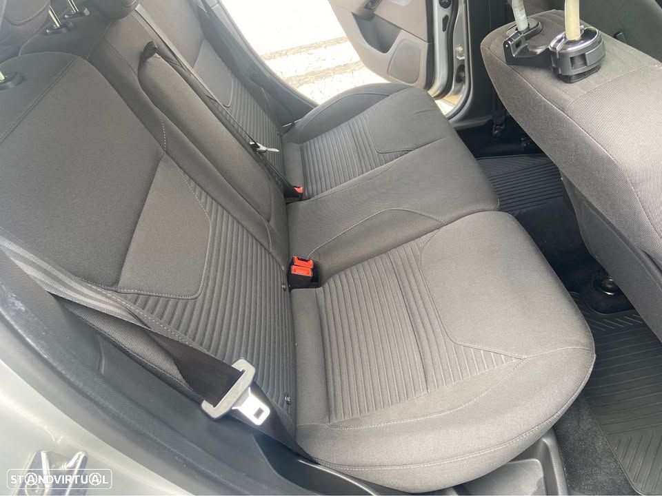 Ford Focus 1.0 SCTi Titanium - 5