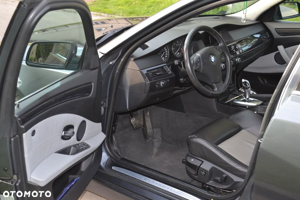 BMW Seria 5 530d xDrive Edition Exclusive - 4